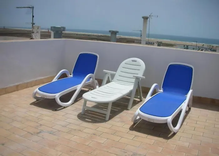 Apartamento Helle Und Geraeumige In Conil By Interhome