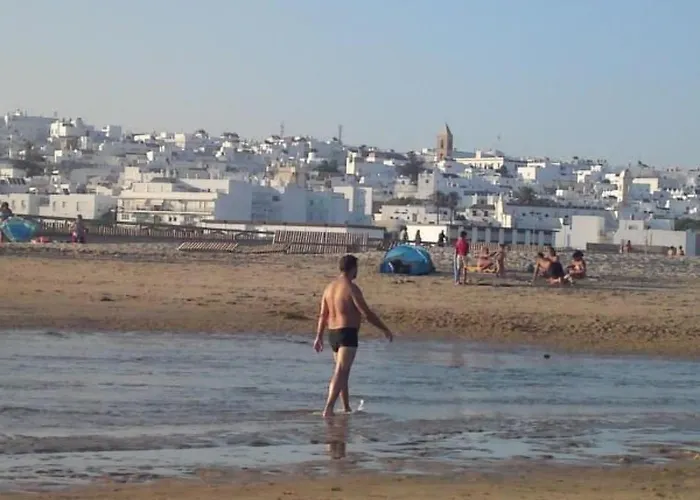 Lejlighed Helle Und Geraeumige In Conil By Interhome *